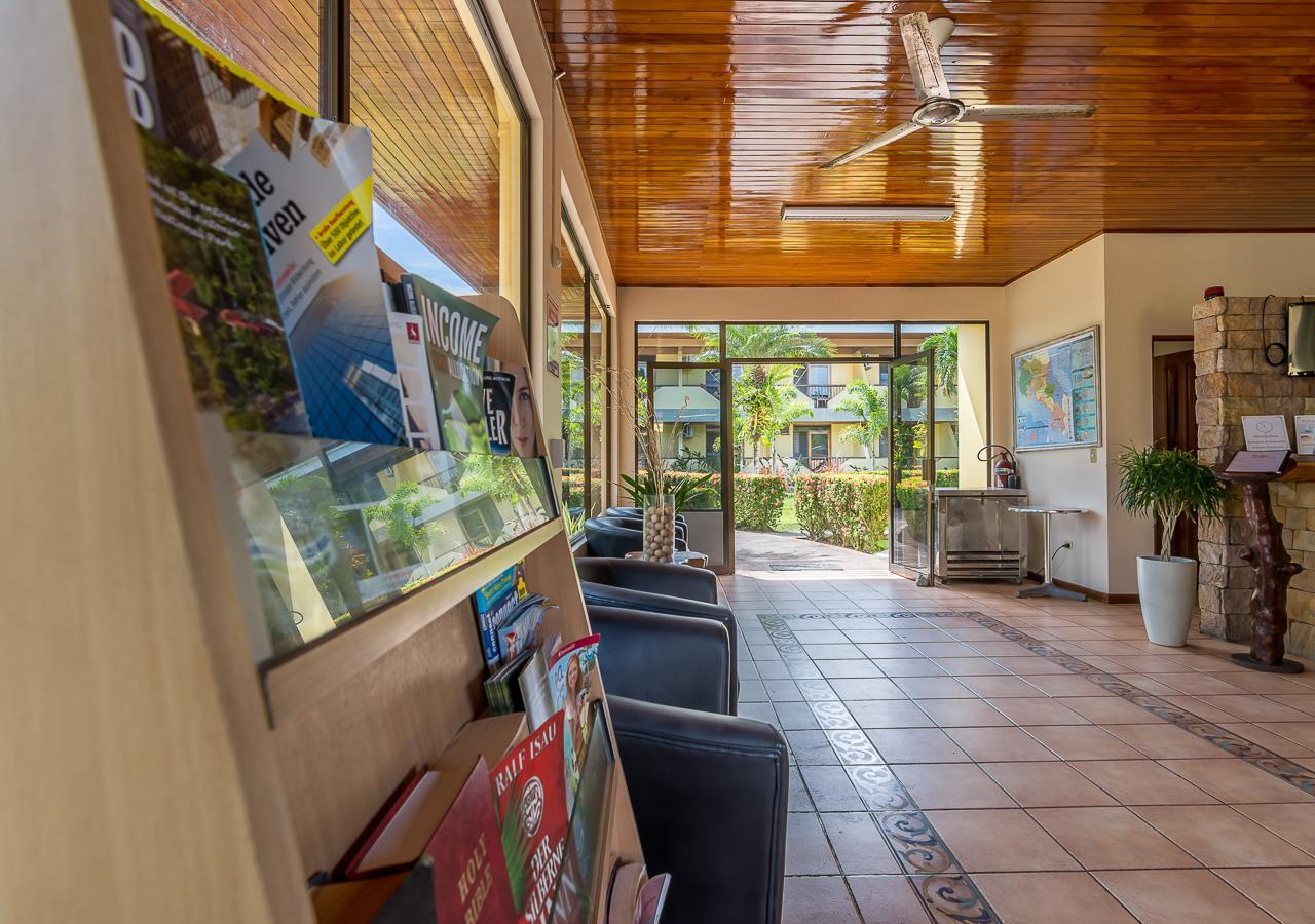 Hotel Manuel Antonio Exterior photo