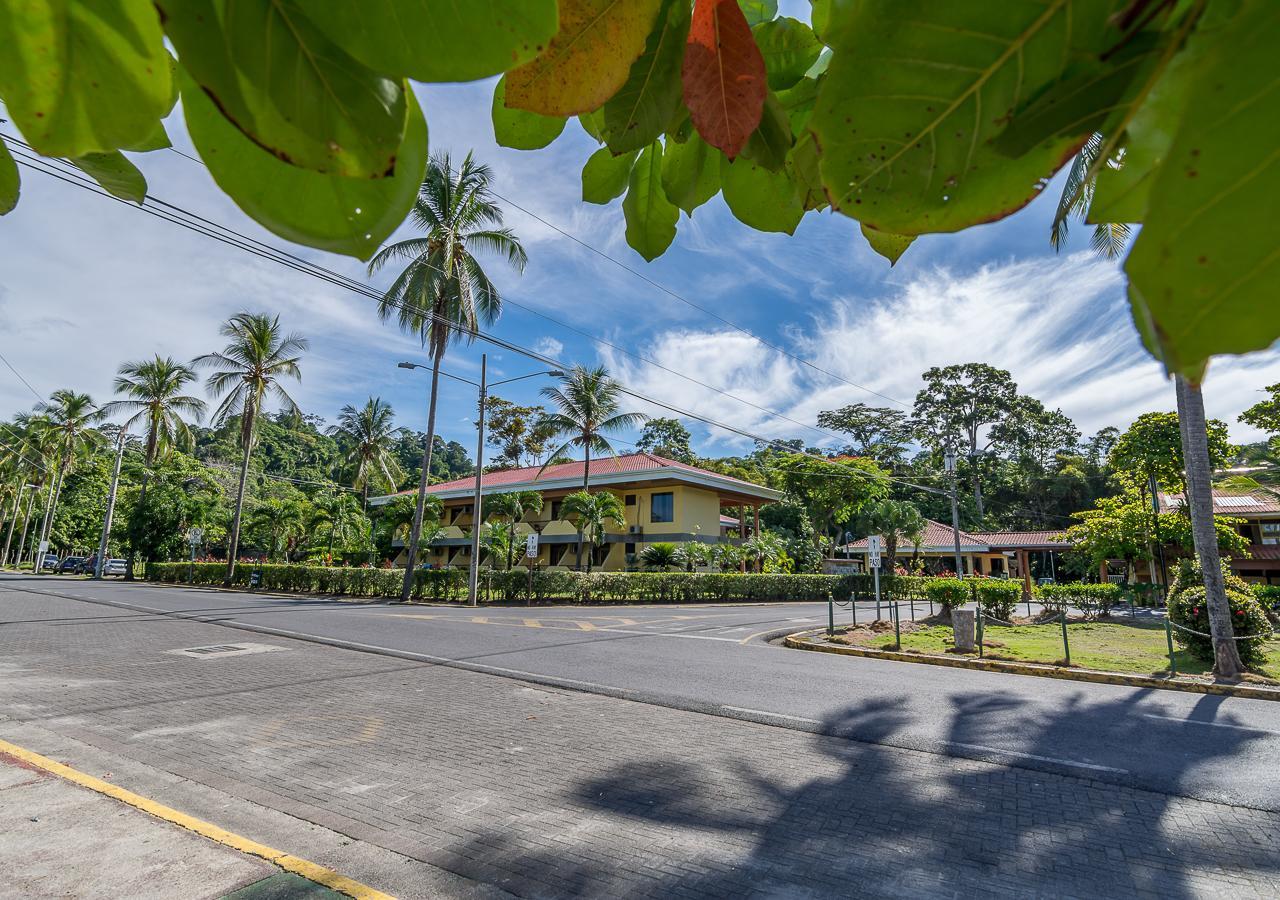 Hotel Manuel Antonio Exterior photo